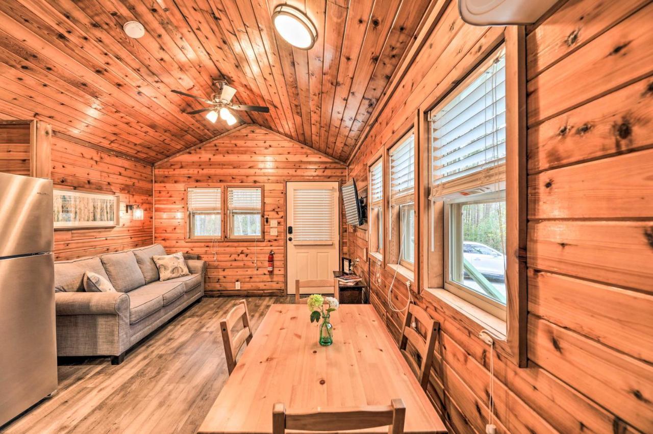 Charming New Bern Log Cabin - Pets Welcome! Dış mekan fotoğraf