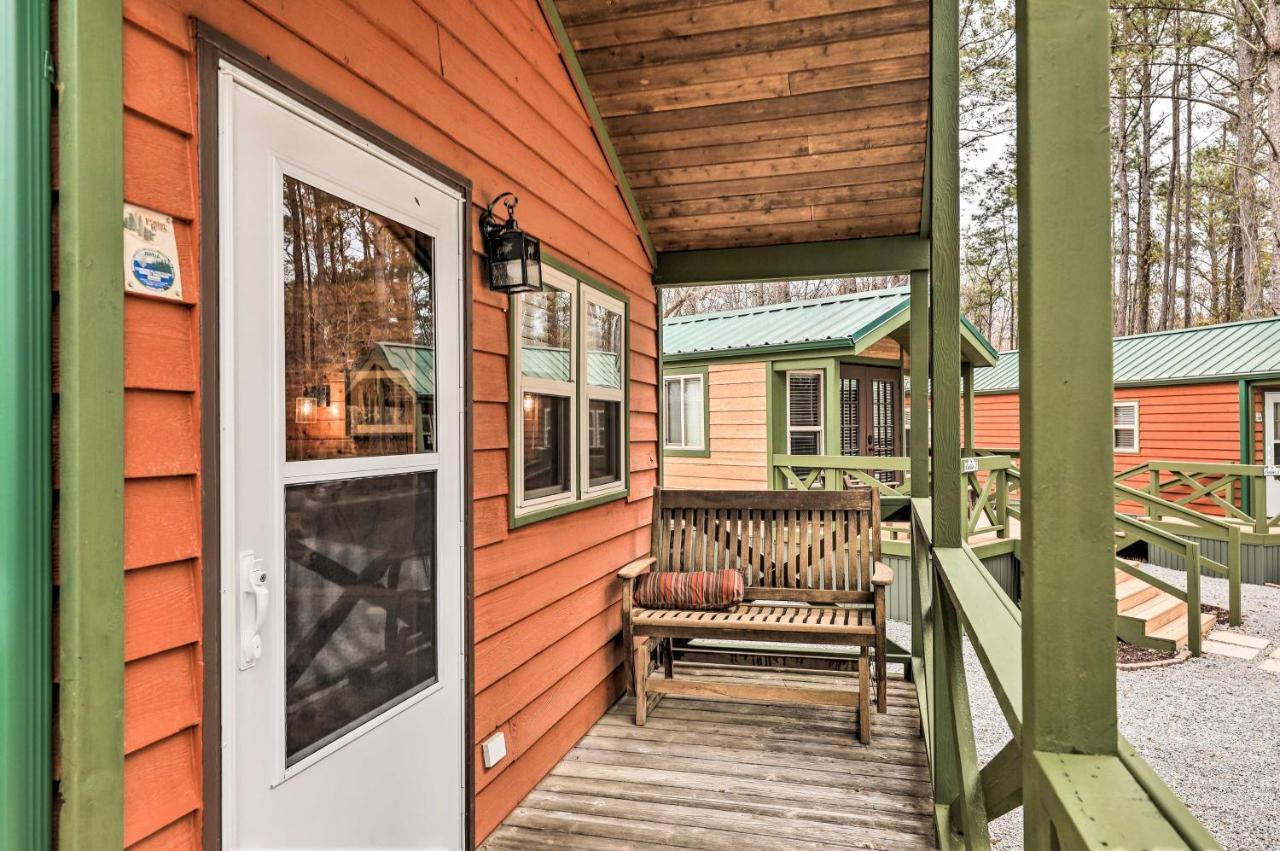 Charming New Bern Log Cabin - Pets Welcome! Dış mekan fotoğraf